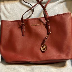 Michael Kors Jet Set Large Travel Tote Bag